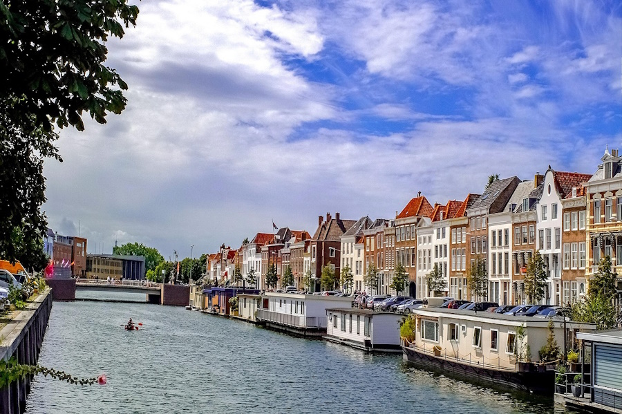 Middelburg – Una ciudad entre el viento, los árboles y los canales